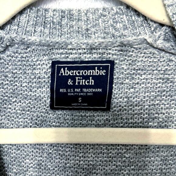 Abercrombie & Fitch Long Gray Women Cardigan Sweater Size Small Y2K schoolgirl - Picture 3 of 6